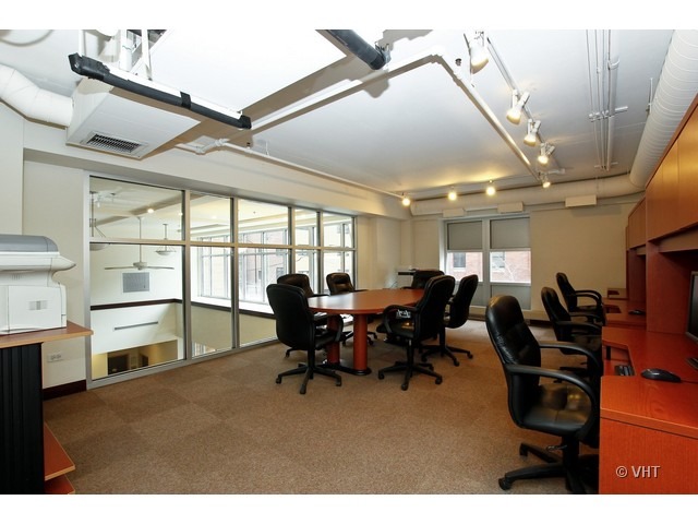 950 West Monroe Street, Unit 701 Chicago, IL 60607 - Photo 18 of 22