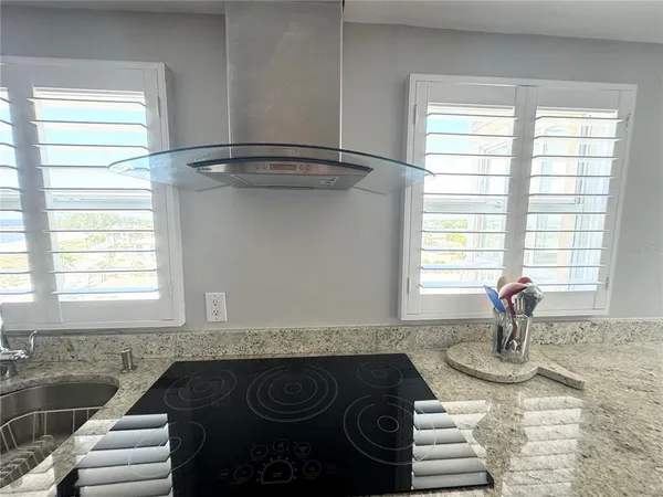 $2,150 | 1255 Tarpon Center Drive, Unit 612, Venice, FL 34285