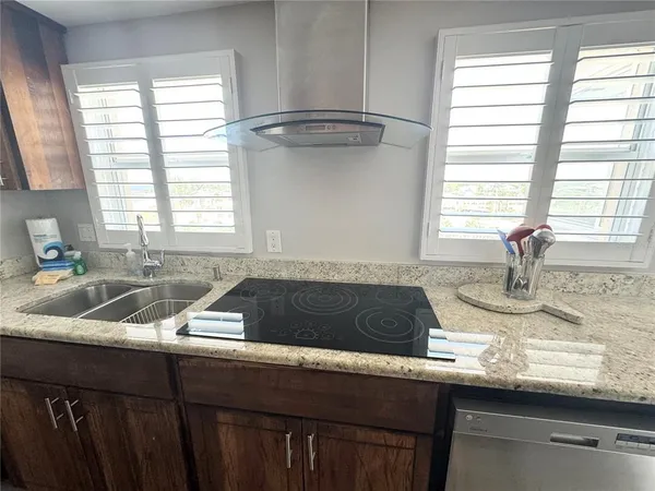 $2,150 | 1255 Tarpon Center Drive, Unit 612, Venice, FL 34285