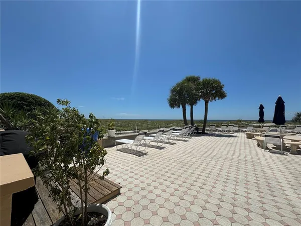 $2,150 | 1255 Tarpon Center Drive, Unit 612, Venice, FL 34285