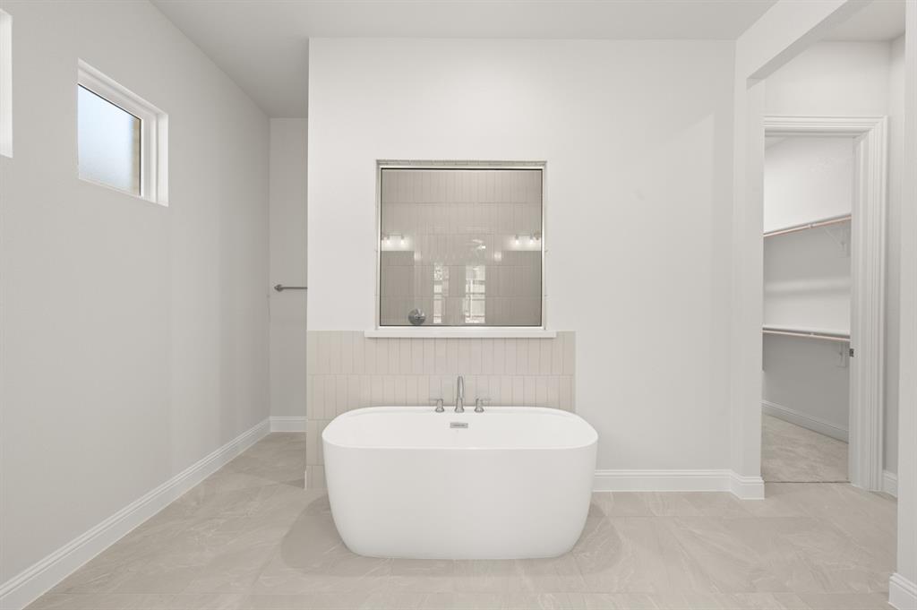 1417 Ripple Glass Road Midlothian, TX 76065 - Photo 33 of 40 1417 Ripple Glass- Primary Suite-3