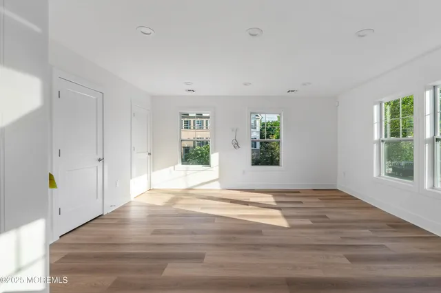 $4,150 | 18 Catherine Street, Unit 2, Red Bank, NJ 07701