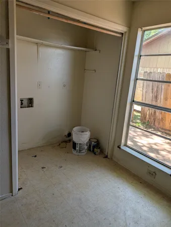 $1,200 | 9507 Night Star Drive, Unit B, Del Valle, TX 78617