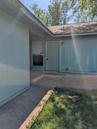 $1,200 | 9507 Night Star Drive, Unit B, Del Valle, TX 78617