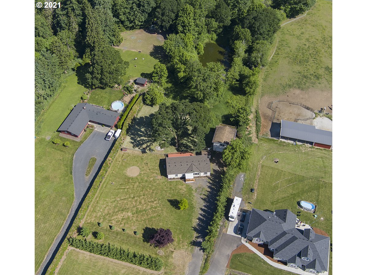 58393 Chase Road Warren, OR 97053 - Photo 4 of 22 Gallery Image 4
