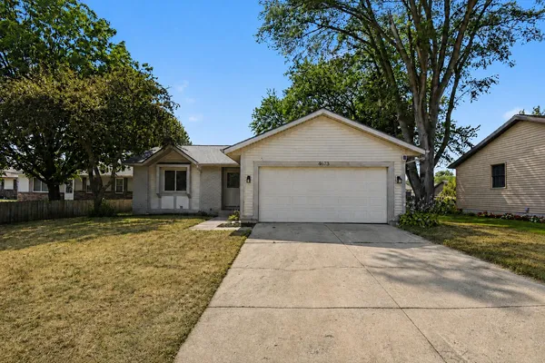 $329,900 | 4673 Flying Eagle Drive Southeast, Grand Rapids, MI 49548