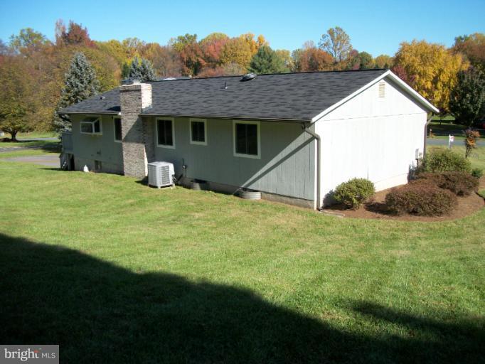 732 Appomattox Road West Davidsonville, MD 21035 - Photo 8 of 12 Exterior (Rear)