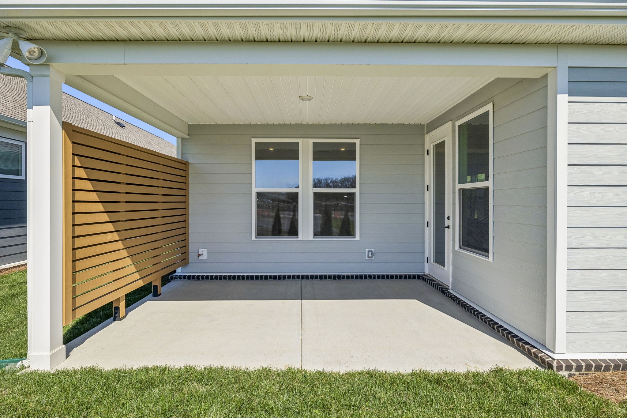 519 Scarlet Oak Road Lebanon, TN 37090 - Photo 31 of 51 a view of front door of house
