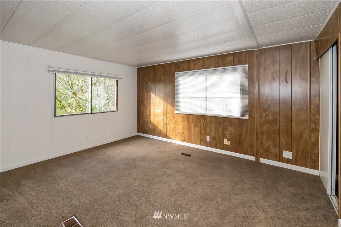 271 Northeast Larson Lake Road Belfair, WA 98528 - Photo 19 of 33 Gallery Image 19
