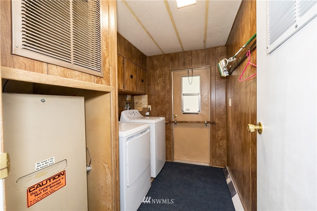 271 Northeast Larson Lake Road Belfair, WA 98528 - Photo 29 of 33 Gallery Image 29