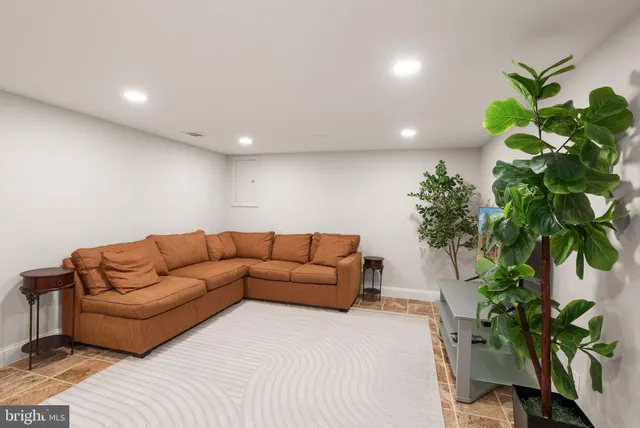 a view of a storage & utility room with washer and dryer