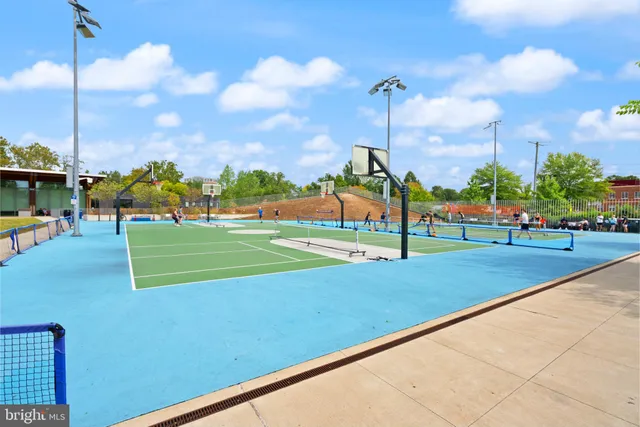 $975,000 | 217 North Emerson Street, Arlington, VA 22203