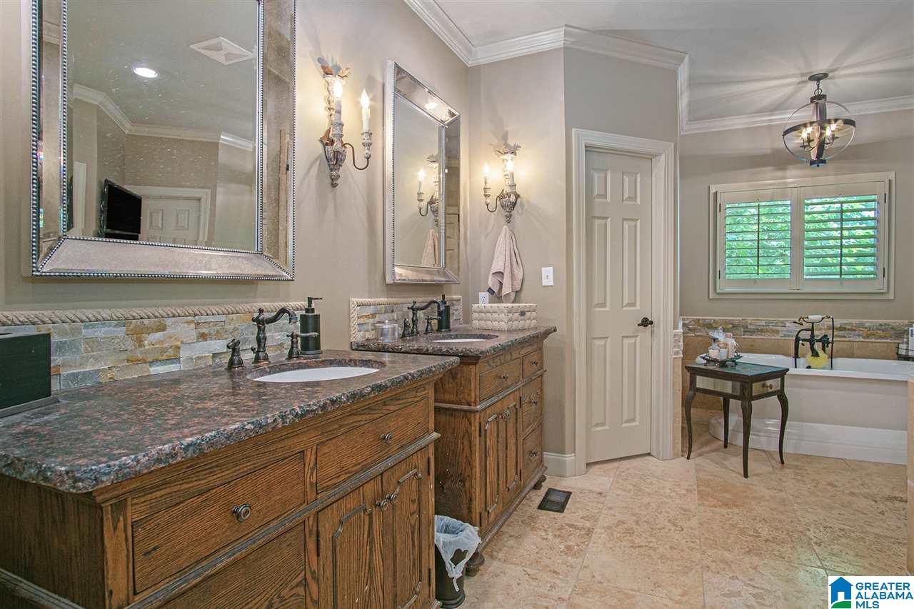 2606 Dolly Ridge Crest Birmingham, AL 35243 - Photo 17 of 37