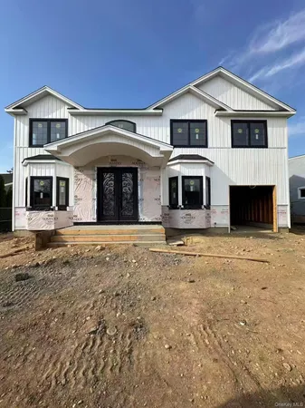 $1,988,000 | 9 Gary Road, Syosset, NY 11791