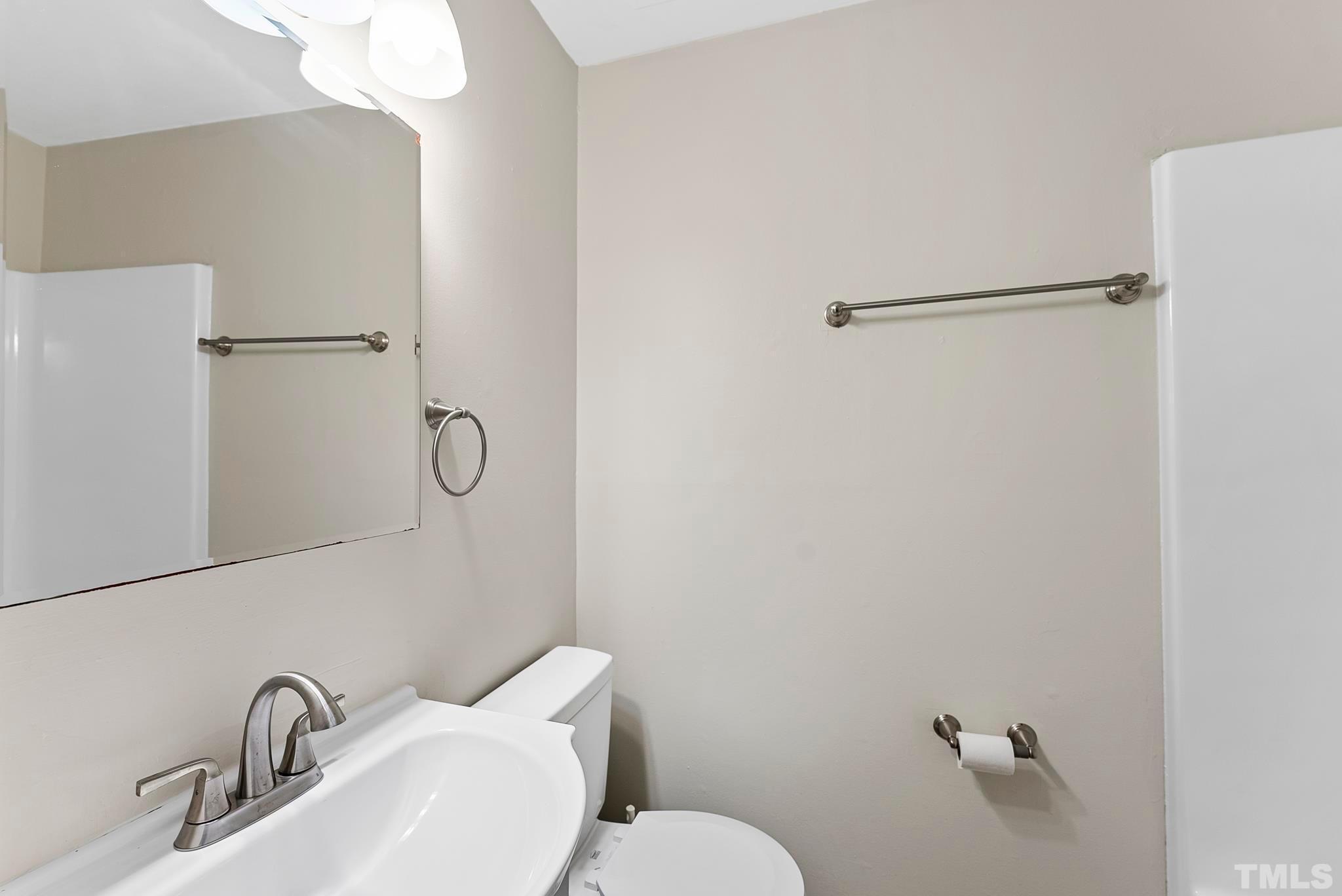 2808 Bardwell Road Raleigh, NC 27604 - Photo 17 of 25