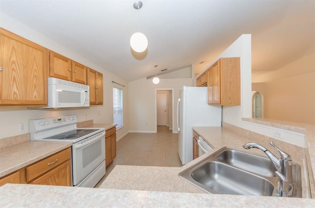 141 Morgan Circle Sebastian, FL 32958 - Photo 12 of 33