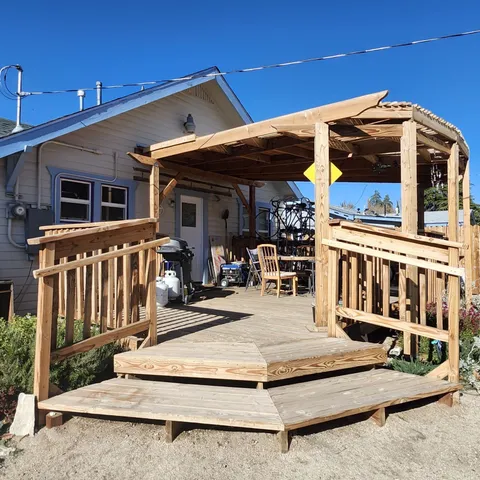 $315,000 | 210 South Lone Pine Avenue, Lone Pine, CA 93545