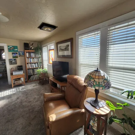 $305,000 | 210 South Lone Pine Avenue, Lone Pine, CA 93545