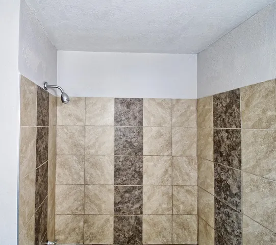 $2,300 | 1144 Grand Avenue, Grand Junction, CO 81501