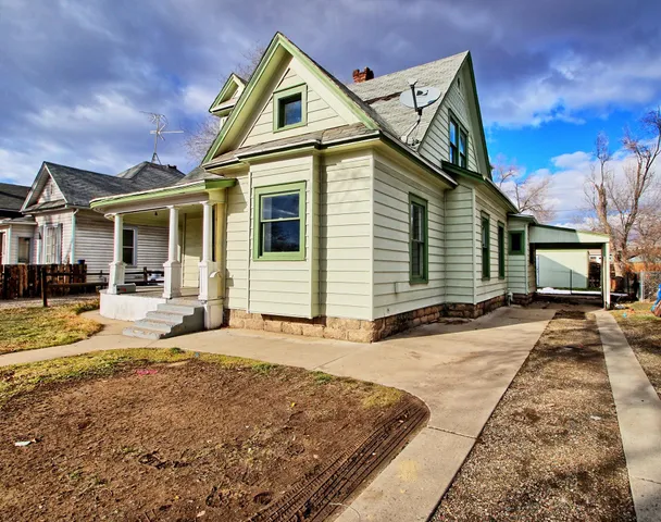 $2,300 | 1144 Grand Avenue, Grand Junction, CO 81501