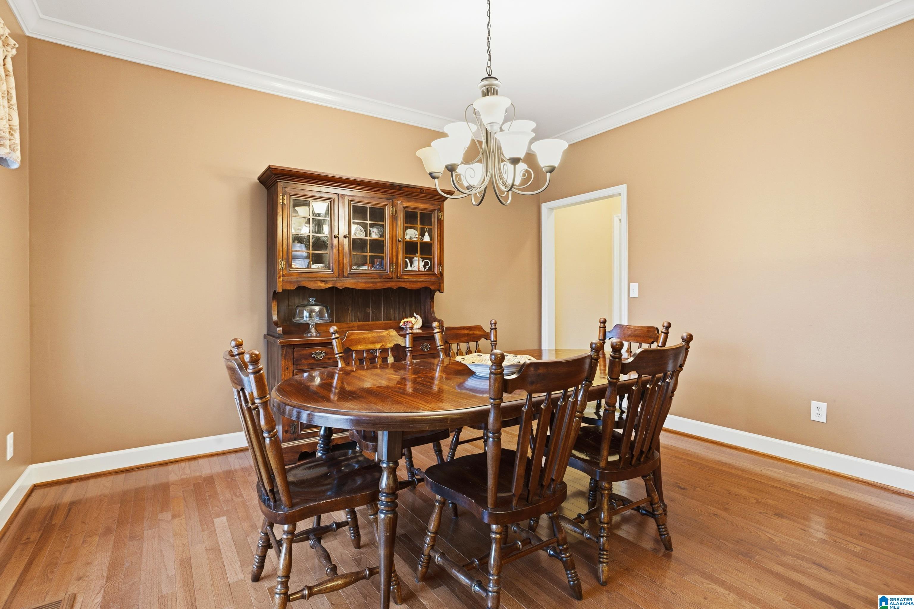 546 Kennedy Road Gardendale, AL 35071 - Photo 10 of 59