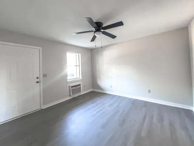 $895 | 1231 Remount Road, Unit 202, North Charleston, SC 29406