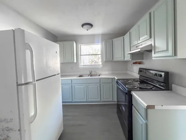 $895 | 1231 Remount Road, Unit 202, North Charleston, SC 29406