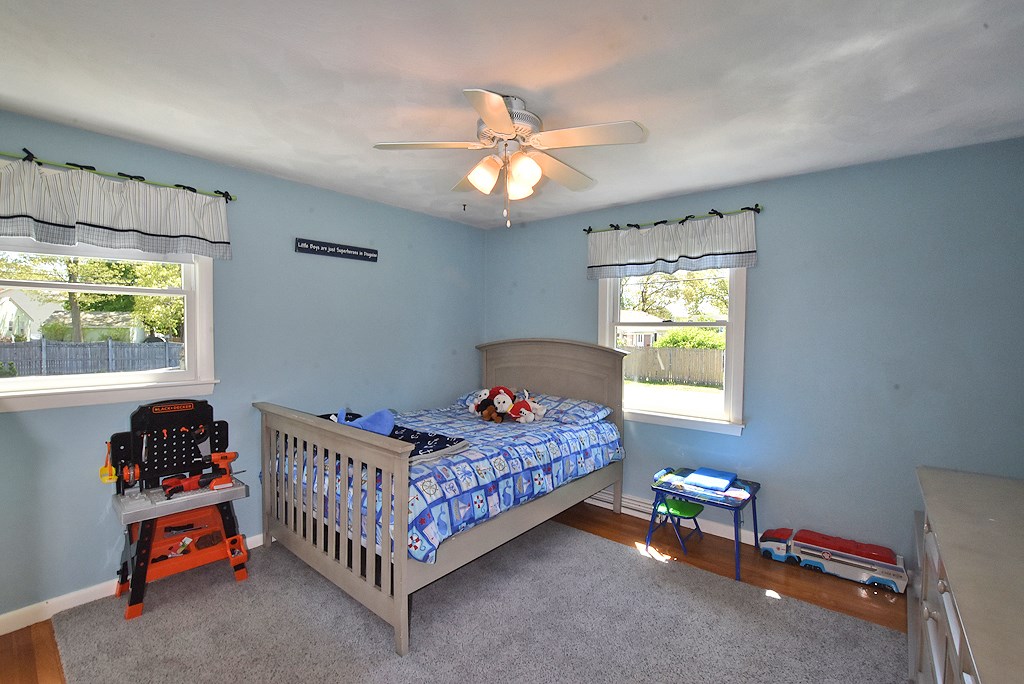 11 Burnside Street Warwick, RI 02886 - Photo 9 of 24