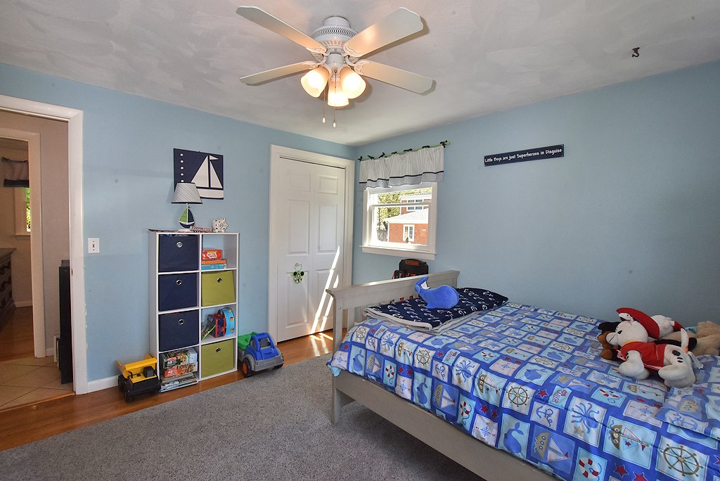 11 Burnside Street Warwick, RI 02886 - Photo 10 of 24