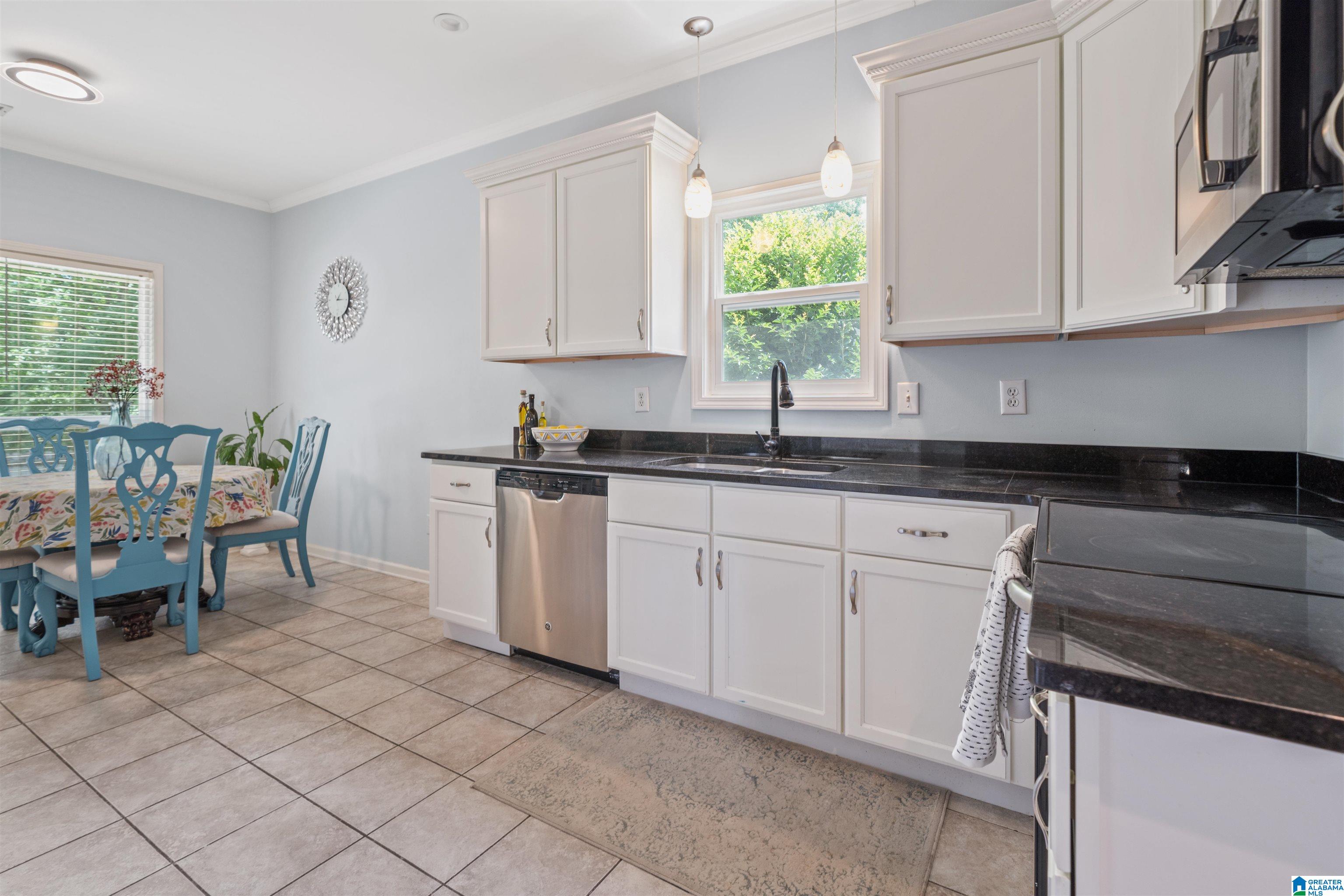 171 Pebble Drive Alabaster, AL 35007 - Photo 6 of 29