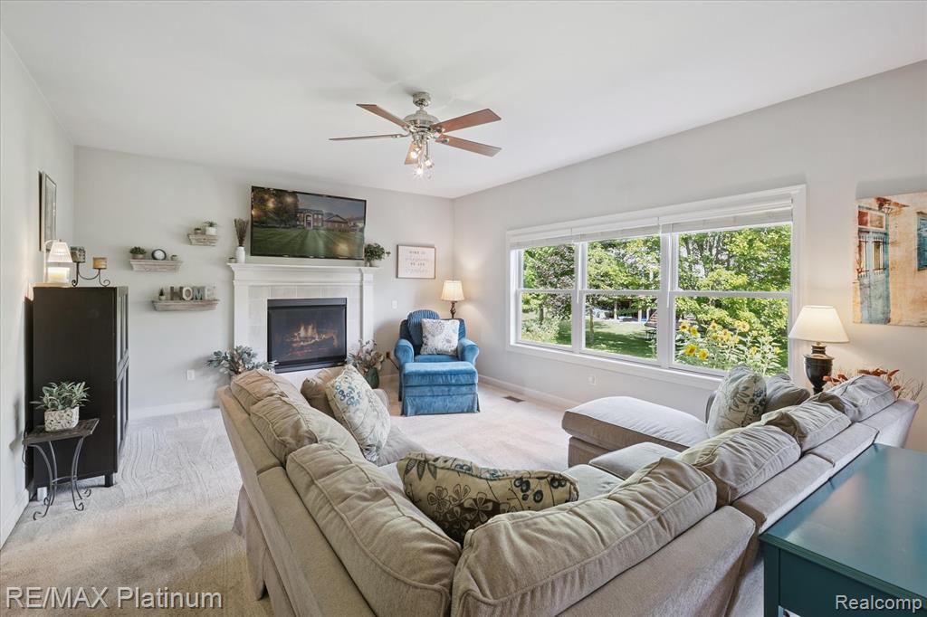 8189 Lee Road Brighton, MI 48116 - Photo 5 of 33