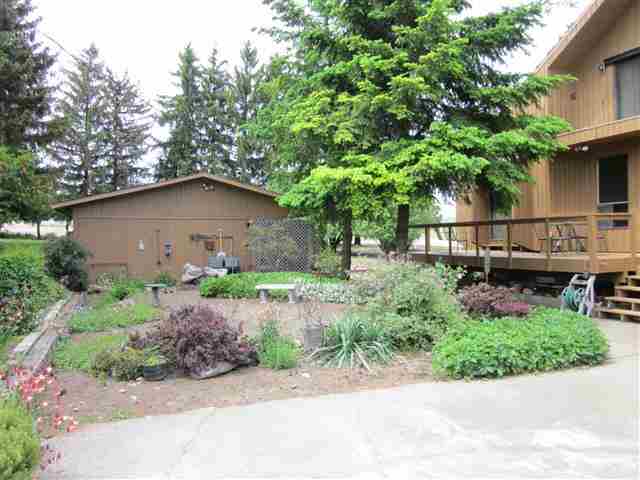 8051 Sunset Road Thornton, WA 99176 - Photo 3 of 20