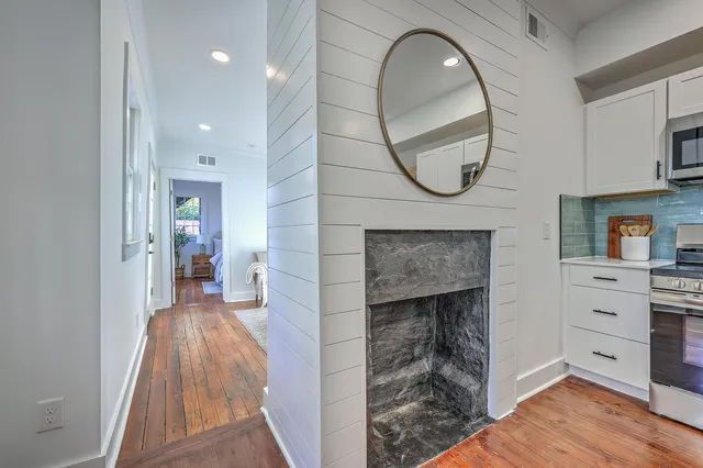 $3,500 | 10 Humphrey Court, Unit C, Charleston, SC 29403