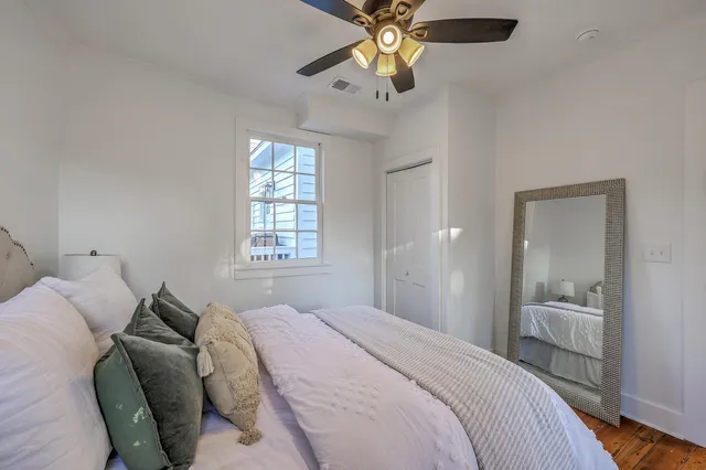 $3,500 | 10 Humphrey Court, Unit C, Charleston, SC 29403