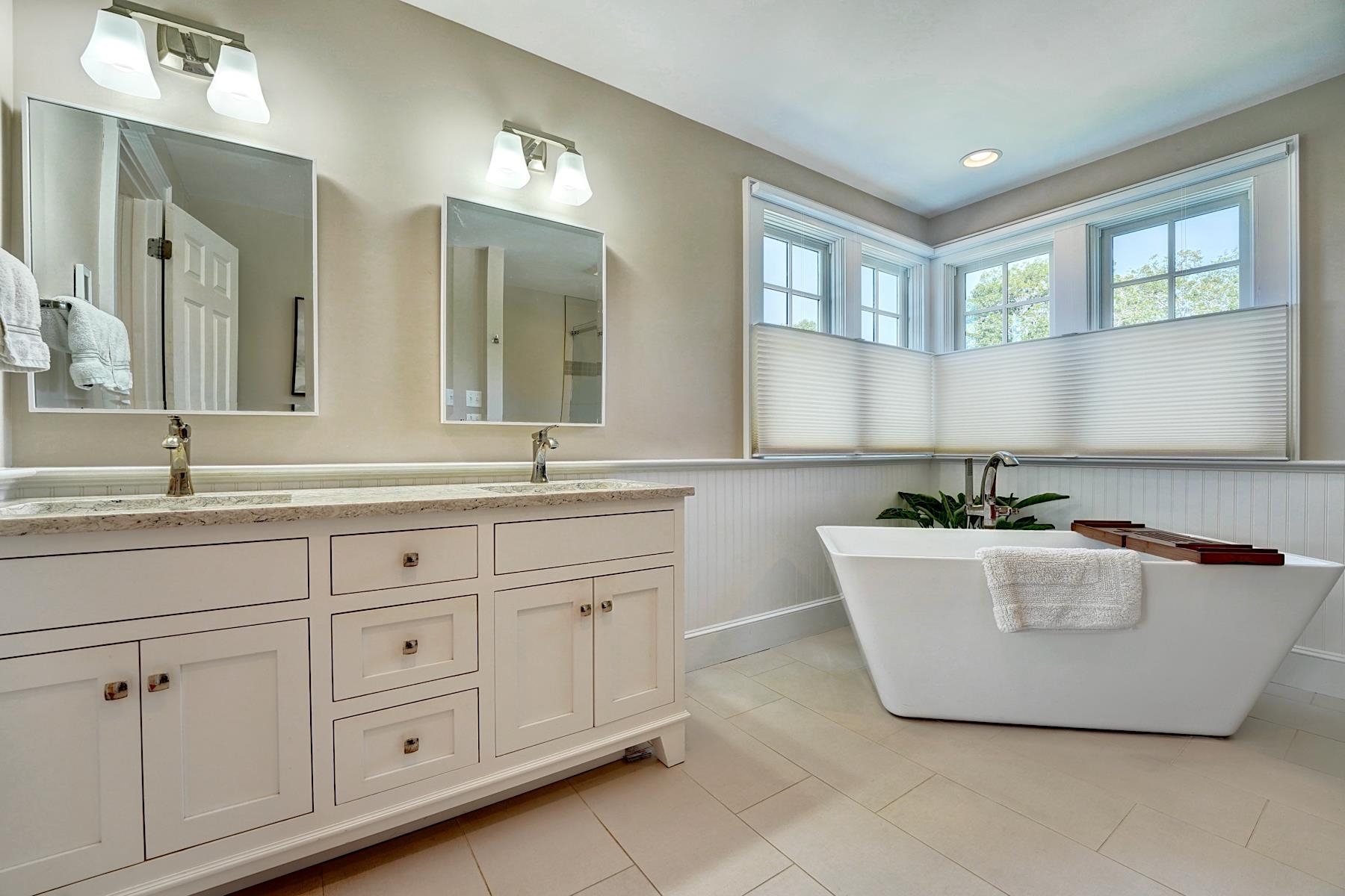 26 Neptune Drive Rye, NH 03870 - Photo 18 of 35