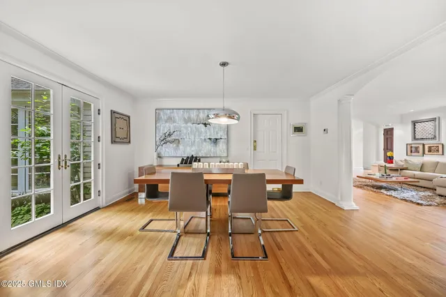 $4,500,000 | 12 Wooddale Road, Greenwich, CT 06830