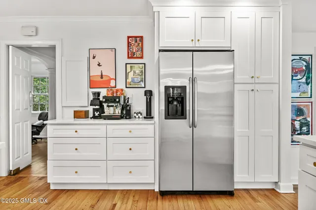 $4,500,000 | 12 Wooddale Road, Greenwich, CT 06830