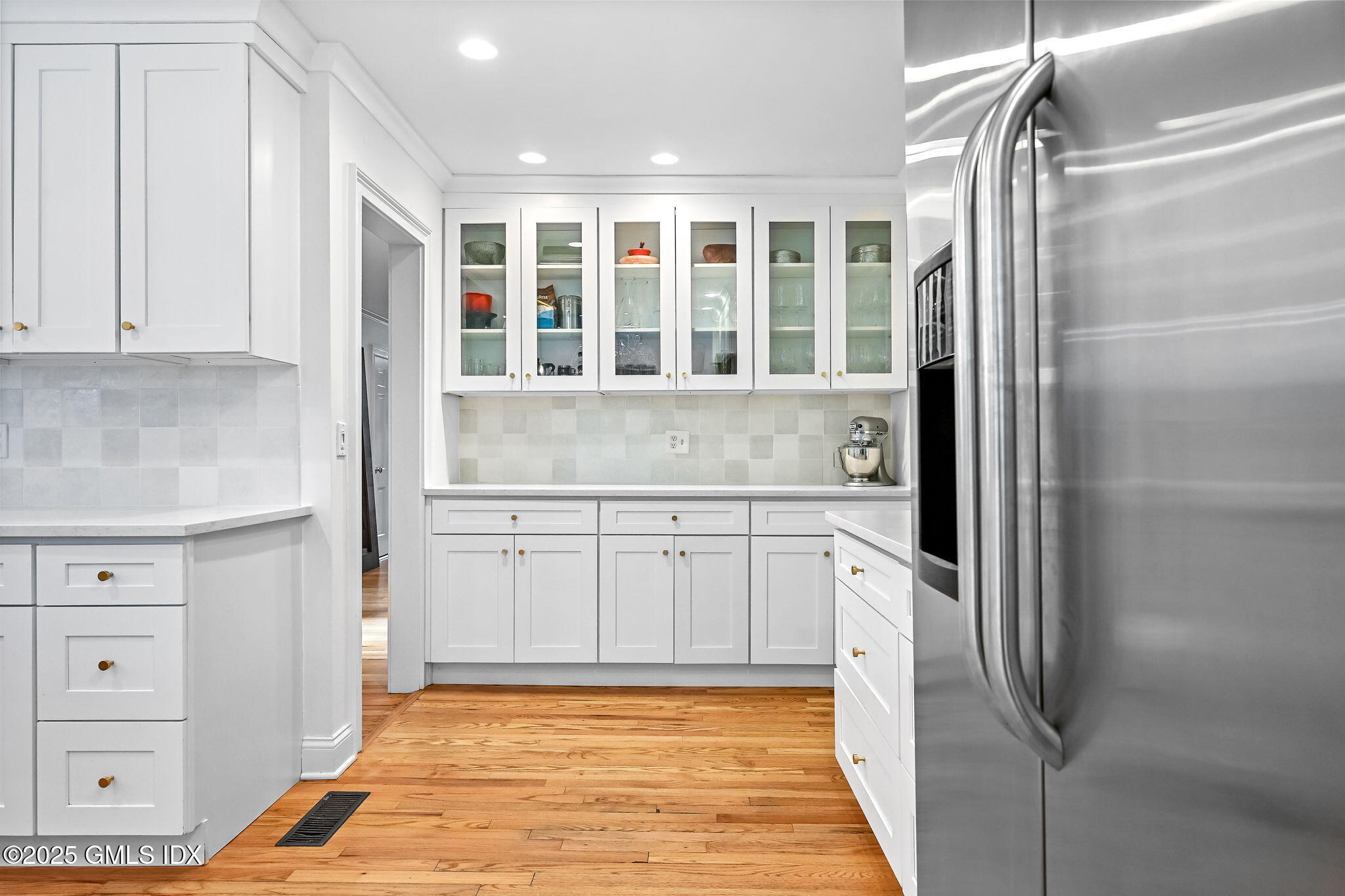 12 Wooddale Road Greenwich, CT 06830 - Photo 25 of 96 29-web-or-mls-12-wooddale-rd