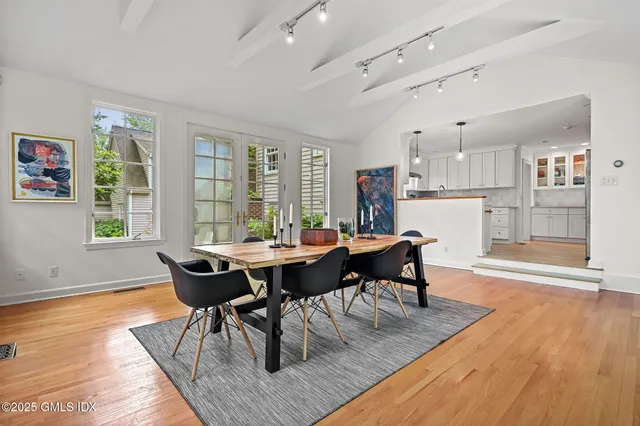 $4,500,000 | 12 Wooddale Road, Greenwich, CT 06830