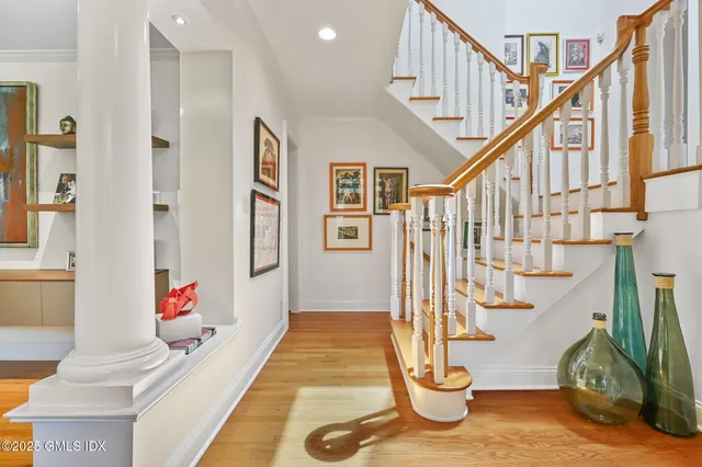 $4,500,000 | 12 Wooddale Road, Greenwich, CT 06830