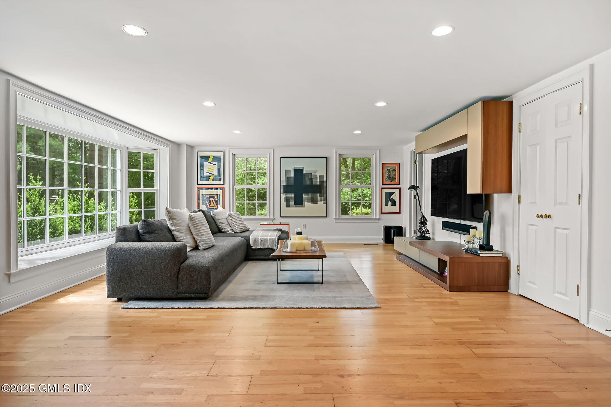 12 Wooddale Road Greenwich, CT 06830 - Photo 46 of 96 59-web-or-mls-12-wooddale-rd