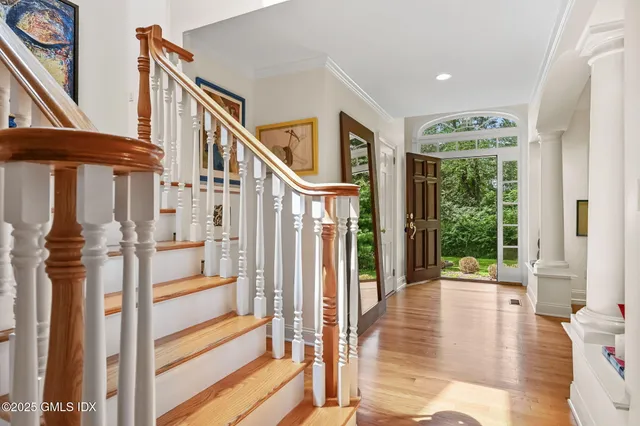 $4,500,000 | 12 Wooddale Road, Greenwich, CT 06830