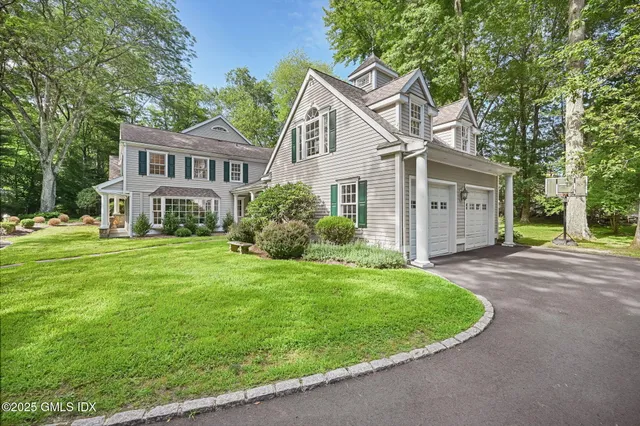 $4,500,000 | 12 Wooddale Road, Greenwich, CT 06830