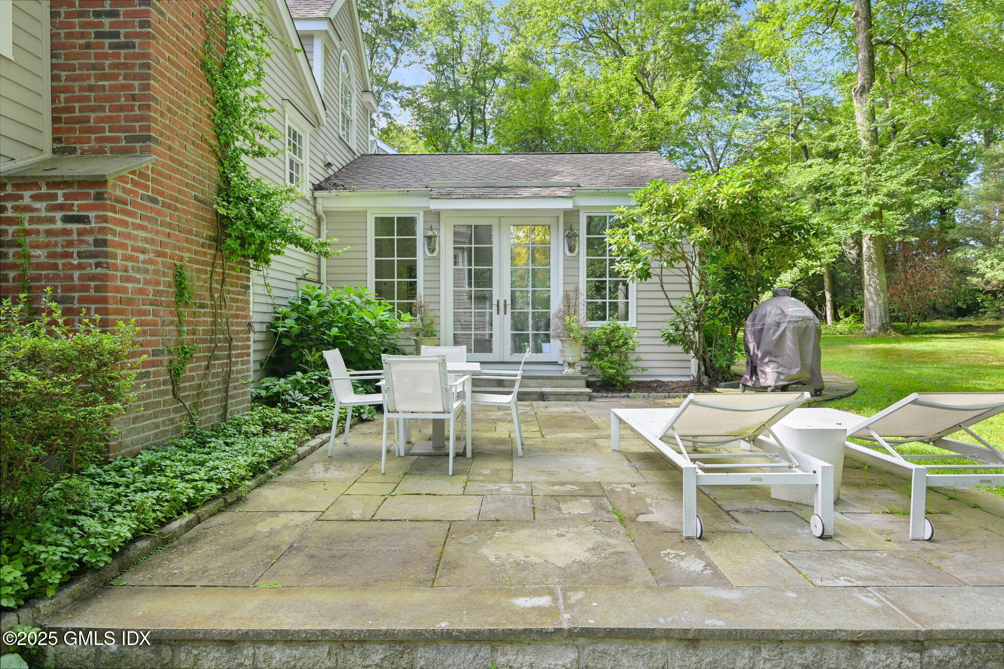 12 Wooddale Road Greenwich, CT 06830 - Photo 81 of 96 80-web-or-mls-12-wooddale-rd
