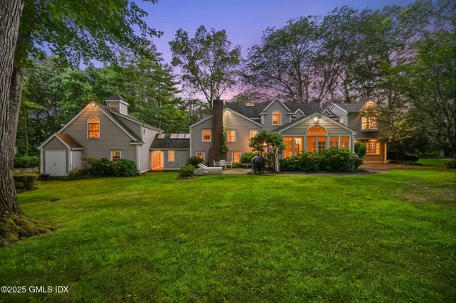 $4,500,000 | 12 Wooddale Road, Greenwich, CT 06830