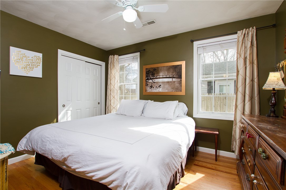 597 Middlebridge Road South Kingstown, RI 02879 - Photo 11 of 18