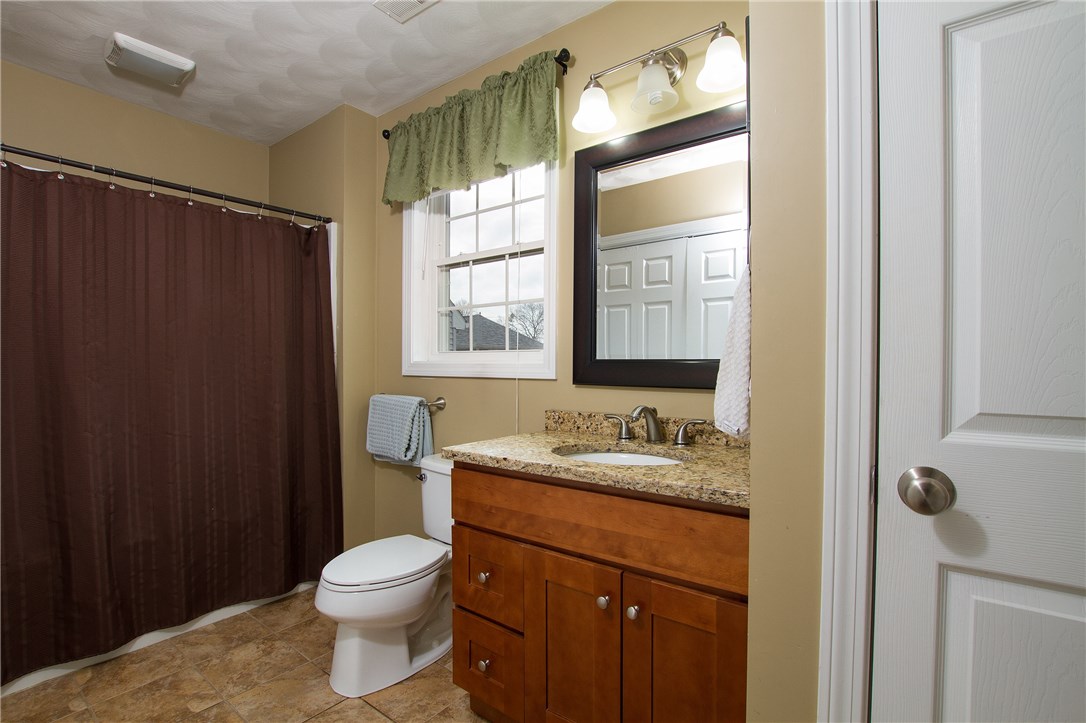 597 Middlebridge Road South Kingstown, RI 02879 - Photo 17 of 18