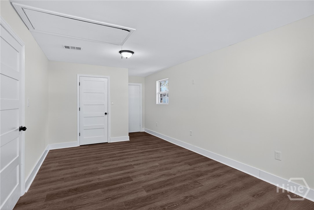 1411 Blakeley Road Savannah, GA 31406 - Photo 13 of 33 Gallery Image 13
