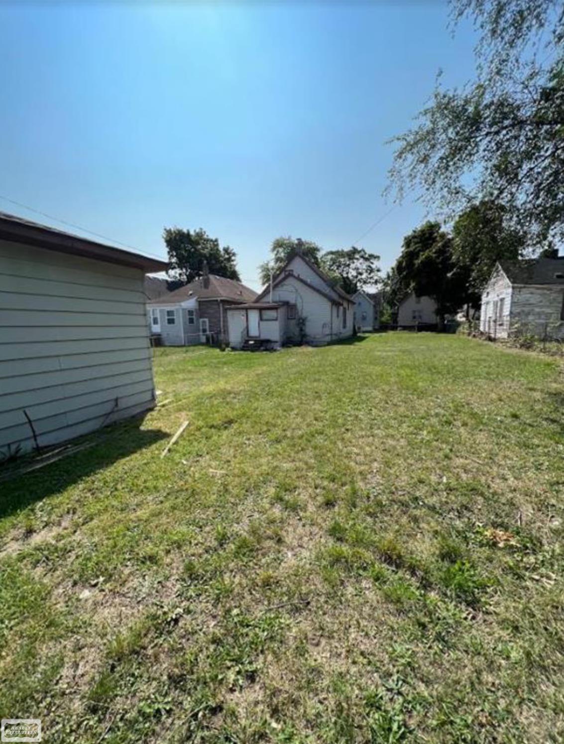 18 Cora Street River Rouge, MI 48218 - Photo 2 of 2 50144871-7cd82e6e-613e-4e1e-8986-89d71898acb3.JPG