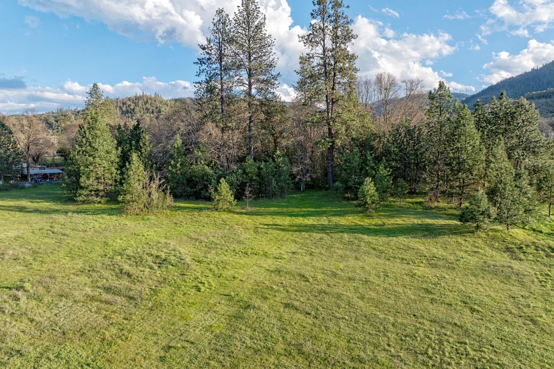 5617 Kane Creek Road Central Point, OR 97502 - Photo 43 of 45 batch_DJI_20240402183118_0028_D copy
